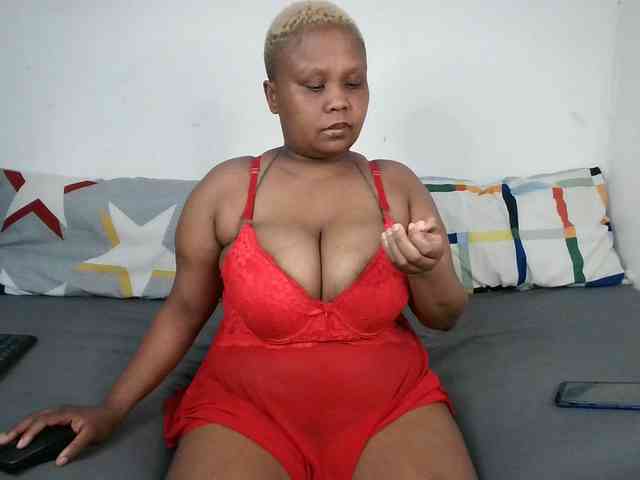 BIGTITTISXX BIGTITTISXX