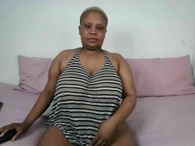 BIGTITTISXX BIGTITTISXX