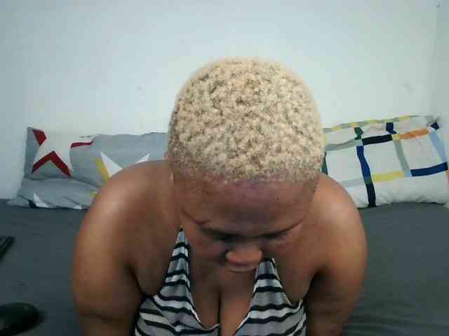 BIGTITTISXX BIGTITTISXX