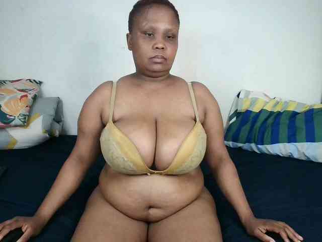 BIGTITTISXX BIGTITTISXX