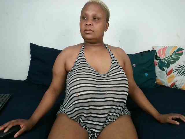 BIGTITTISXX BIGTITTISXX