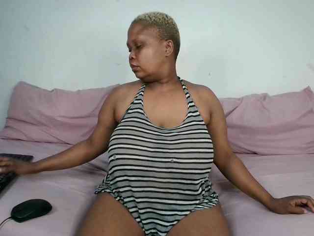 BIGTITTISXX BIGTITTISXX