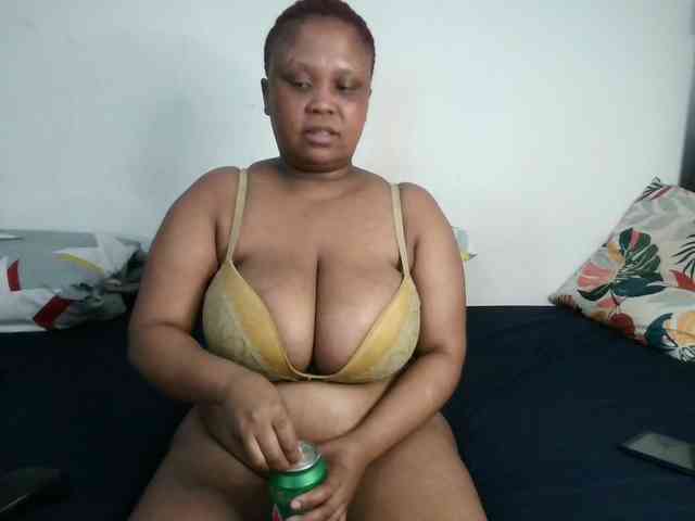 BIGTITTISXX BIGTITTISXX