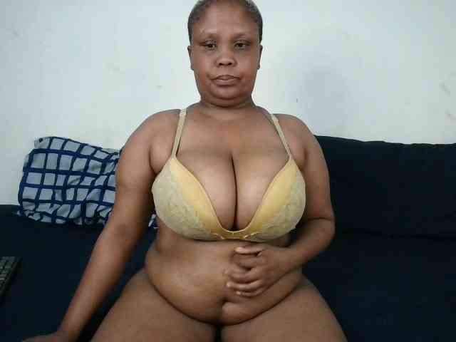 BIGTITTISXX BIGTITTISXX