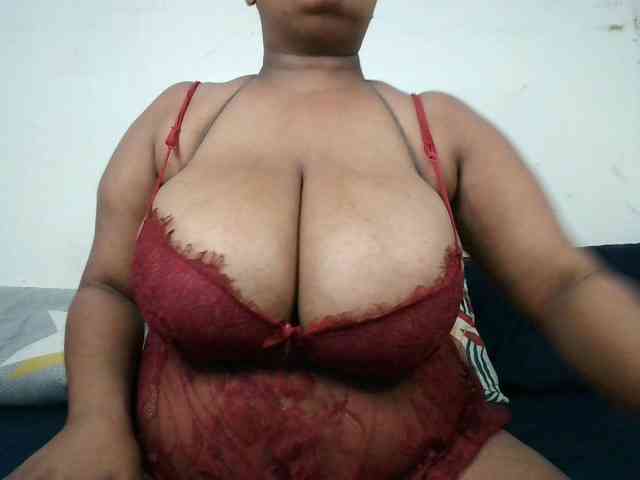 BIGTITTISXX BIGTITTISXX