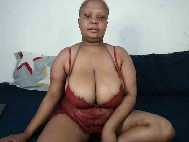 BIGTITTISXX BIGTITTISXX