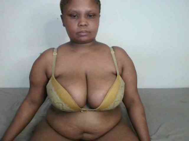 BIGTITTISXX webcam