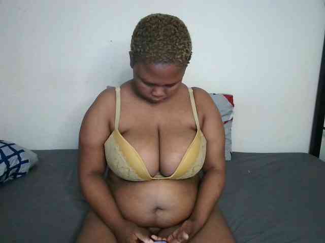 BIGTITTISXX