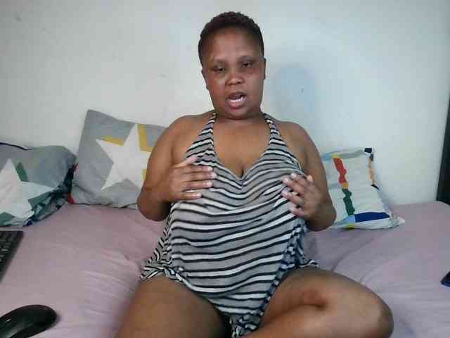 BIGTITTISXX BIGTITTISXX