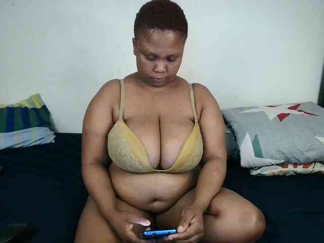 BIGTITTISXX Live Webcam on BongaCams