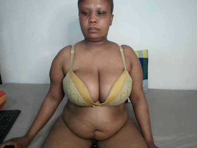 BIGTITTISXX