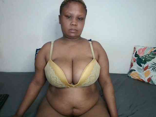 BIGTITTISXX