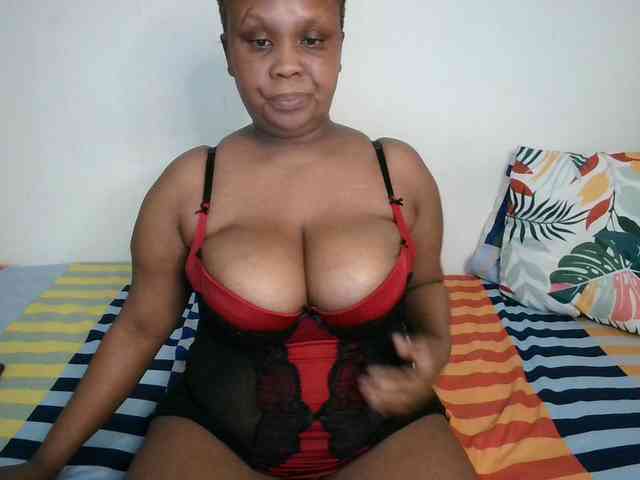 BIGTITTISXX