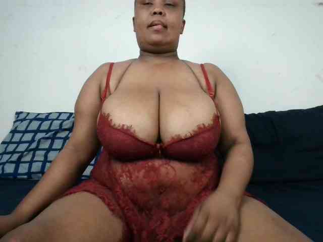 BIGTITTISXX BIGTITTISXX