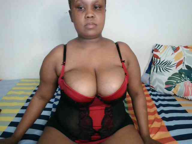 BIGTITTISXX