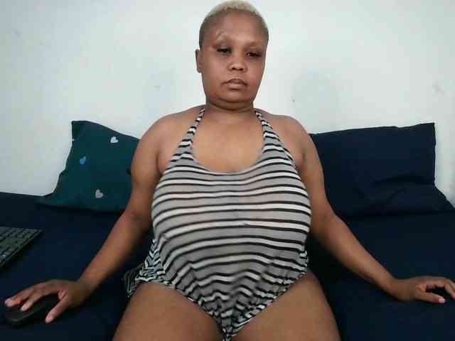 BIGTITTISXX BIGTITTISXX