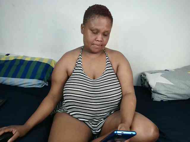 BIGTITTISXX BIGTITTISXX