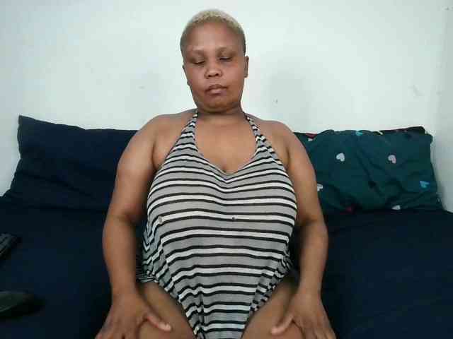 BIGTITTISXX BIGTITTISXX