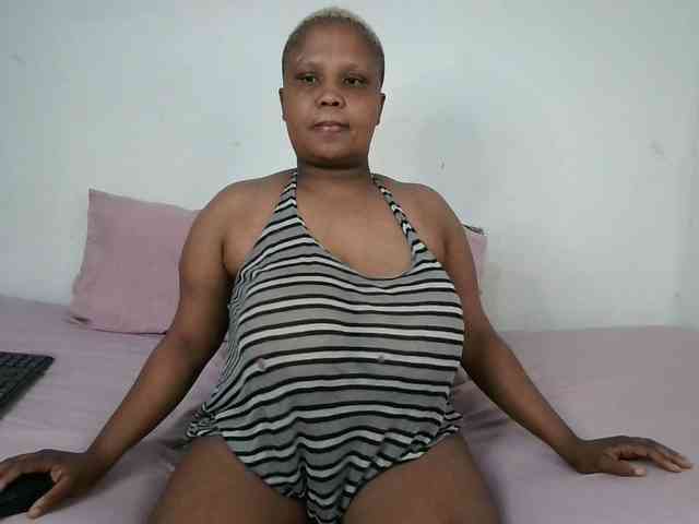 BIGTITTISXX BIGTITTISXX