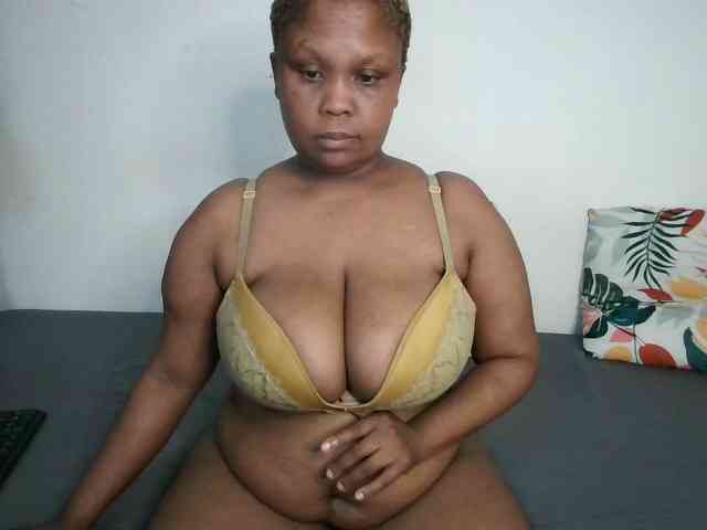 BIGTITTISXX