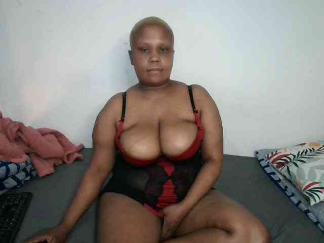 BIGTITTISXX