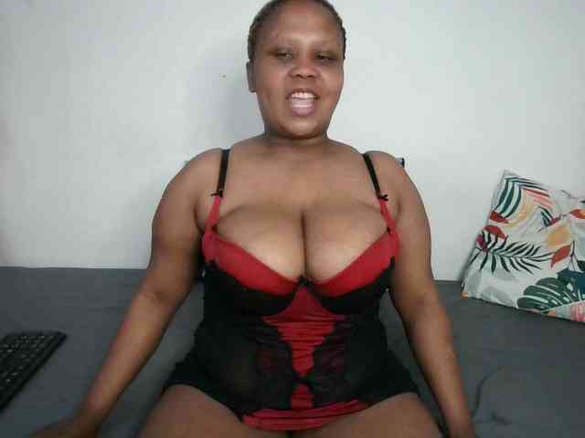 BIGTITTISXX