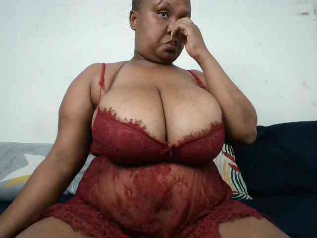 BIGTITTISXX BIGTITTISXX