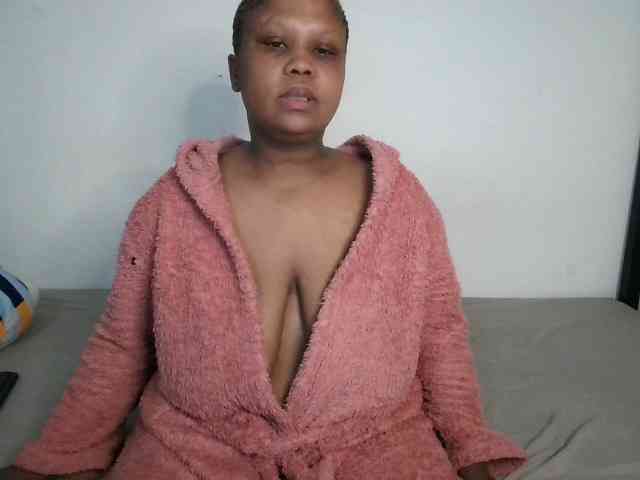 BIGTITTISXX webcam