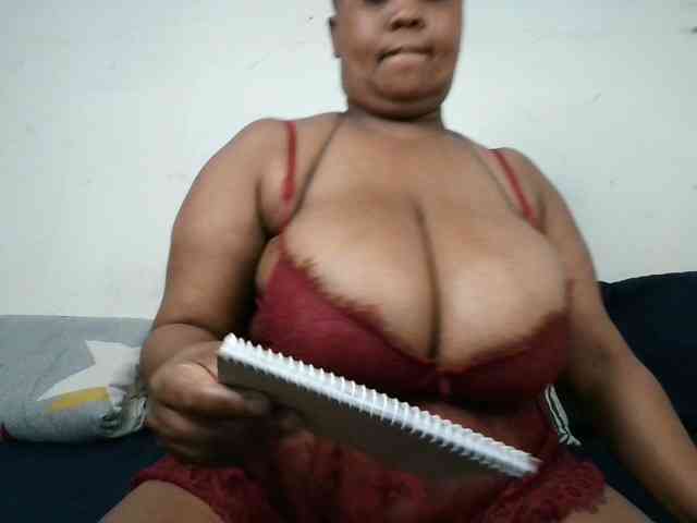 BIGTITTISXX BIGTITTISXX