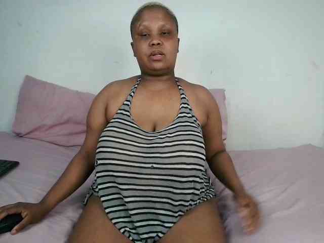 BIGTITTISXX BIGTITTISXX