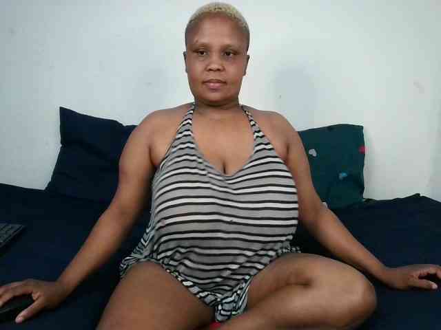 BIGTITTISXX BIGTITTISXX