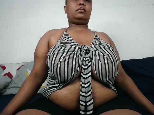 BIGTITTISXX BIGTITTISXX