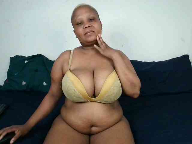 BIGTITTISXX BIGTITTISXX