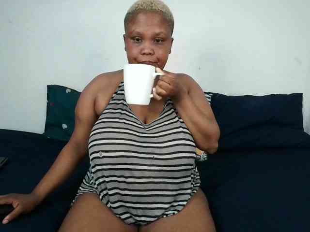 BIGTITTISXX BIGTITTISXX