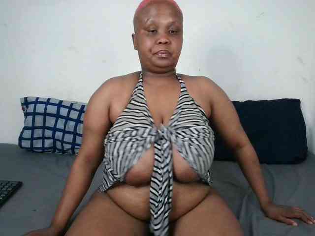 BIGTITTISXX BIGTITTISXX