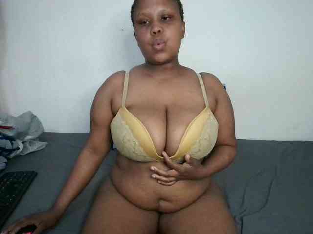 BIGTITTISXX