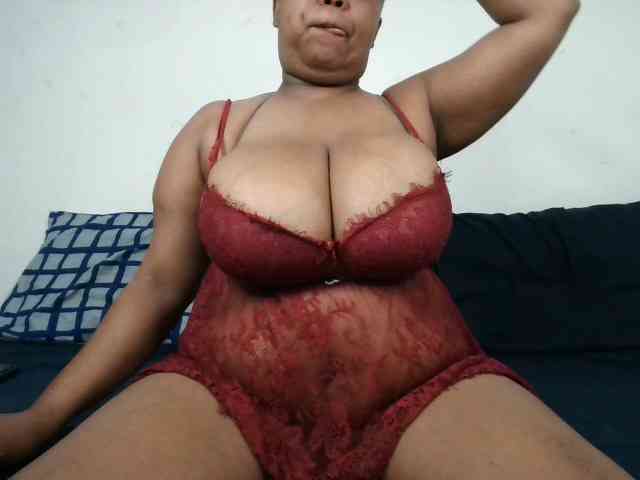 BIGTITTISXX BIGTITTISXX