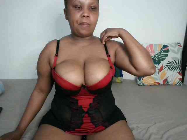 BIGTITTISXX