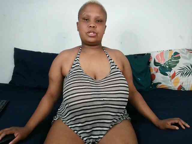 BIGTITTISXX BIGTITTISXX