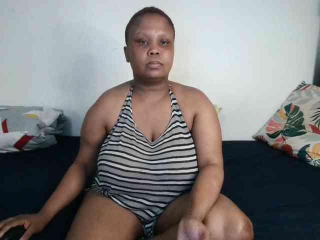 BIGTITTISXX BIGTITTISXX