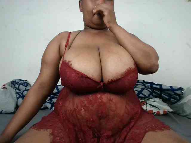 BIGTITTISXX BIGTITTISXX