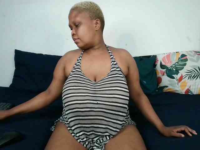 BIGTITTISXX BIGTITTISXX