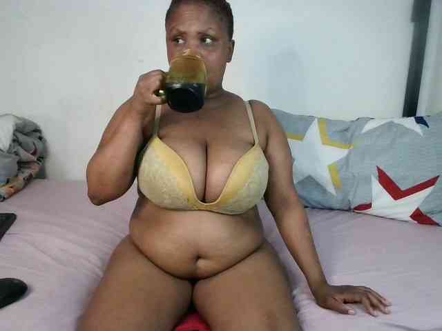 BIGTITTISXX Live Webcam on BongaCams