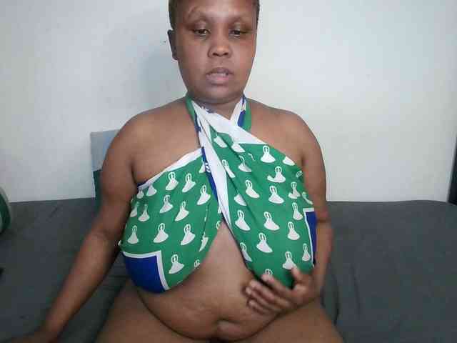 BIGTITTISXX webcam