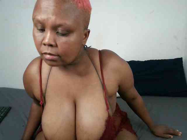 BIGTITTISXX BIGTITTISXX