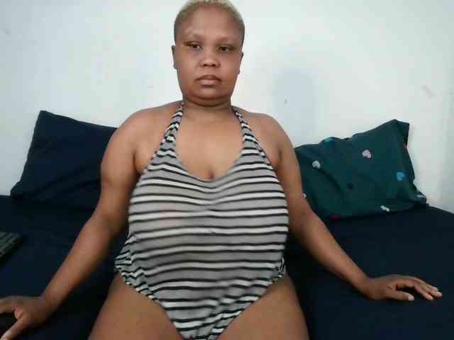 BIGTITTISXX BIGTITTISXX