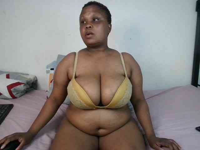 BIGTITTISXX BIGTITTISXX