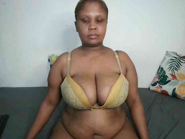 BIGTITTISXX