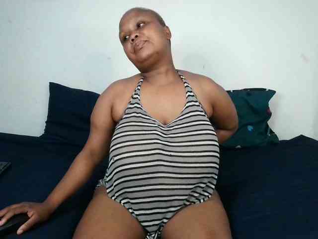 BIGTITTISXX BIGTITTISXX