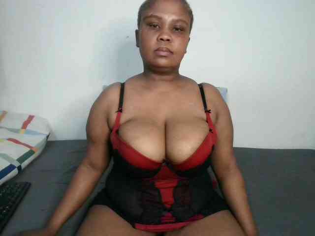 BIGTITTISXX BIGTITTISXX